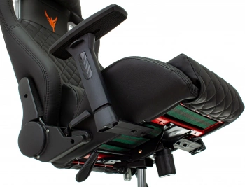 Кресло игровое Knight  Outrider
