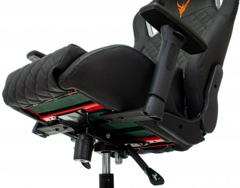 Кресло игровое Knight  Outrider