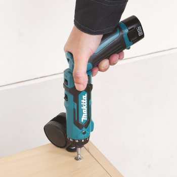 Отвертка аккум. Makita  DF012DSE