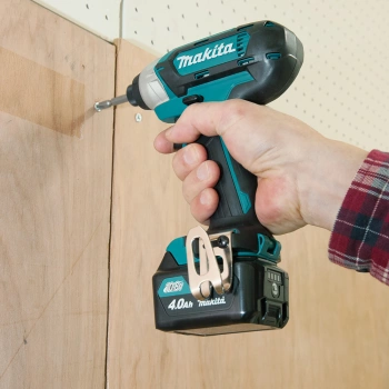 Шуруповерт Makita TD110DZ