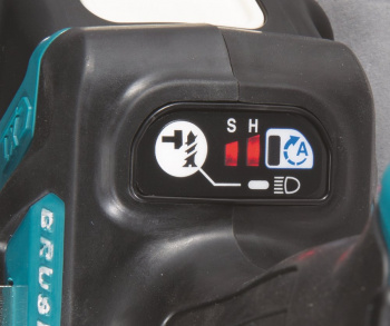 Шуруповерт Makita TD111DZ