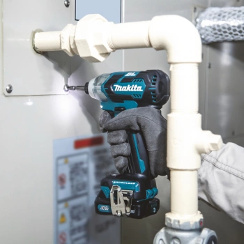 Шуруповерт Makita TD111DWAE