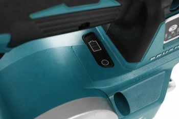 Рубанок Makita DKP181Z