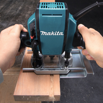 Фрезер Makita RP0900K