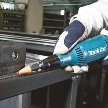 Гравер Makita GD0603