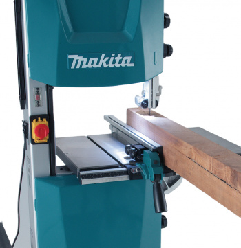 Станок ленточный Makita  LB1200F