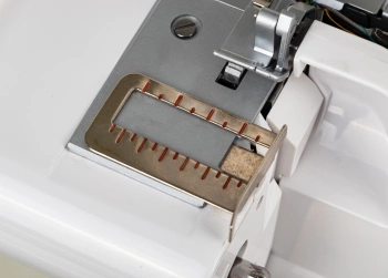 Оверлок Comfort  110