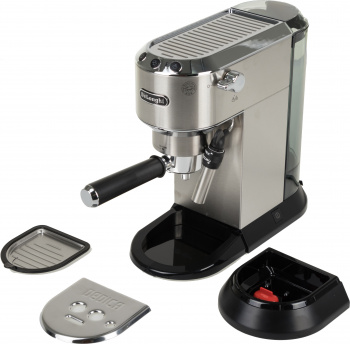 Кофеварка рожковая Delonghi EC685.M