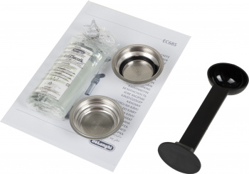 Кофеварка рожковая Delonghi EC685.M