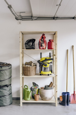 Строительный пылесос Karcher WD 2 Plus S V-15/4/18