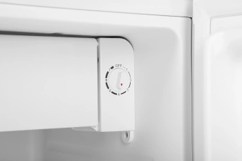 Холодильник Hyundai CO0542WT