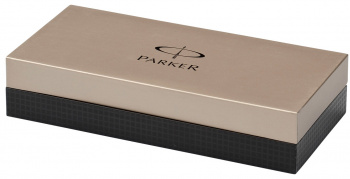 Ручка перьев. Parker Sonnet F540