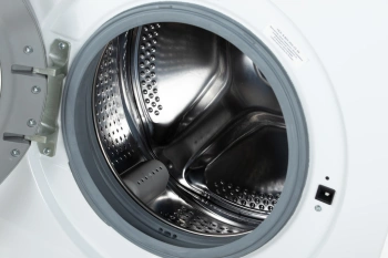 Стиральная машина Beko WSDN63512ZSW