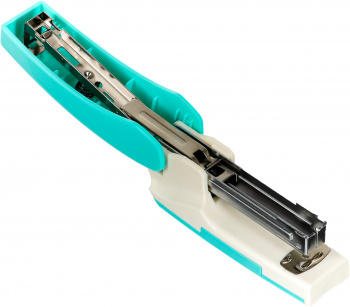 Степлер ручной Kw-Trio 055G9BLUE 24/6 26/6 (20листов) снижение усилия голубой/белый 100скоб металл коробка