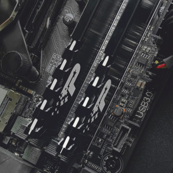 Память DDR4 16GB 3200MHz Patriot  PSP416G32002H1