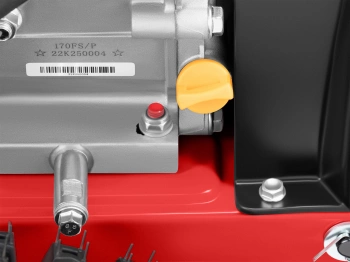 Снегоуборщик бензин. Starwind GST-4356