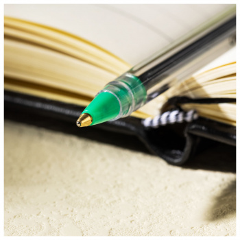 Ручка шариков. Deli Think EQ4-GN