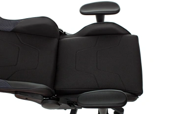 Кресло игровое Zombie  Thunder 1