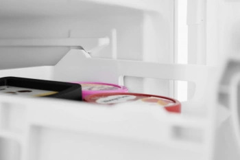 Морозильная камера Haier HF-82WAA