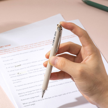 Ручка гелев. автоматическая Deli Nusign ENS666-BK