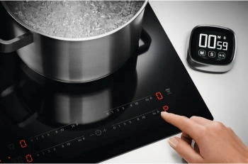 Индукционная варочная поверхность Electrolux EIS62443