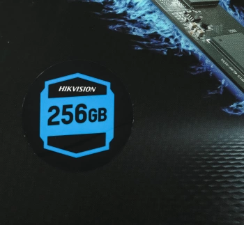 Накопитель SSD Hikvision PCIe 3.0 x4 256GB HS-SSD-E1000/256G HS-SSD-E1000/256G Hiksemi