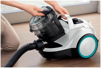 Пылесос Bosch Serie 4 BGC21HYG1