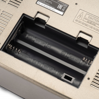 Радиоприемник настольный Hyundai H-PSR156