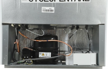 Холодильник SunWind SCC373