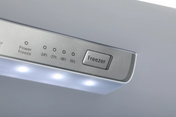 Холодильник SunWind SCC373