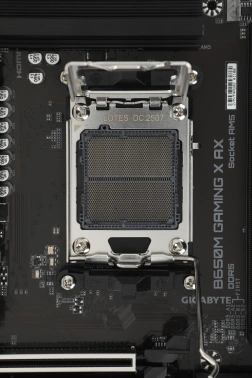 Материнская плата Gigabyte B650M GAMING X AX