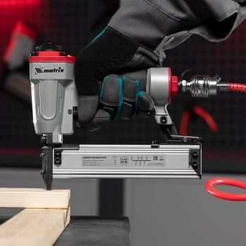 Пистолет шпилькозабивной Matrix 57425