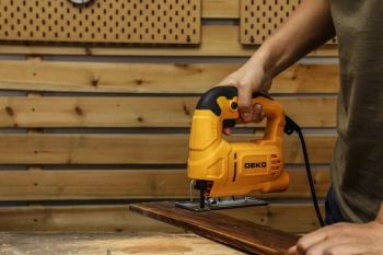 Лобзик Deko DKJS600