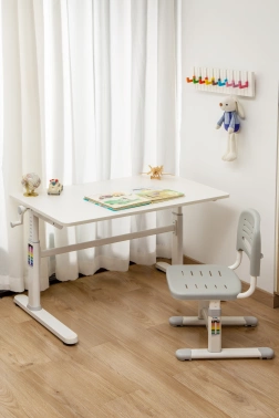 Стол детский Cactus  CS-KD-PK