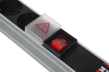 Блок распределения питания Rem R-16-7S-V-440-Z гор.размещ. 7xSchuko базовые 16A EN 60320 С20