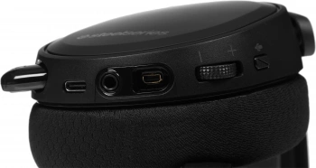 Наушники с микрофоном Steelseries Arctis 7+