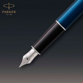 Ручка перьев. Parker Sonnet Core F539