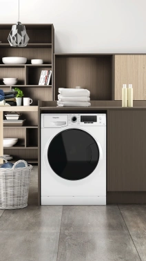 Стиральная машина Hotpoint NSD 7249 D AVE RU