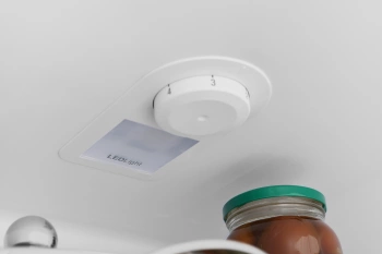 Холодильник Indesit IBH 18