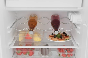 Холодильник Scandilux RBI136