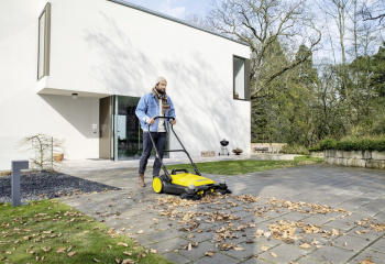 Подметательная машина механ. Karcher  S 6 Twin