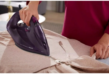 Утюг Philips DST7061/30