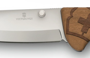 Нож перочинный Victorinox Evoke Wood