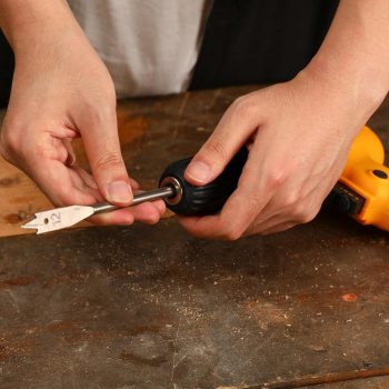 Дрель Deko DKSD400W