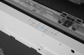 Посудомоечная машина встраив. Indesit DI 3C49 B