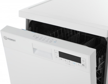Посудомоечная машина Indesit DFS 1C67