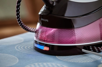 Парогенератор Philips PerfectCare Compact GC7842/40