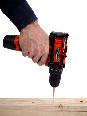 Дрель-шуруповерт Masters SD-12L