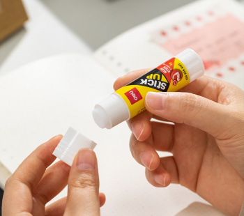 Клей-карандаш Deli Stick UP