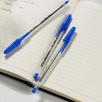 Набор ручек шариков. Deli Think EQ4-MT-BL